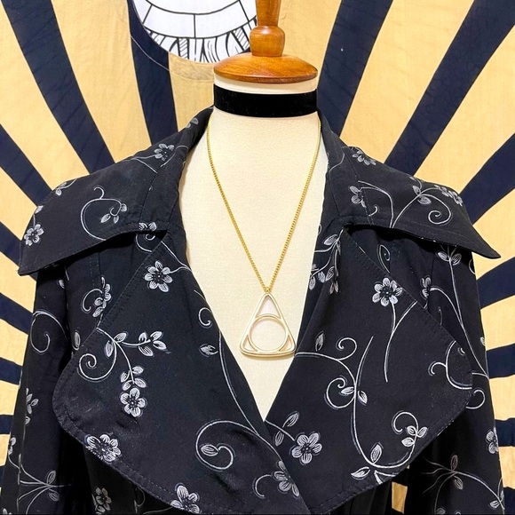 Authentic Original Vintage Style Jackets & Blazers - 🌈 Beautiful Vintage Floral night coat